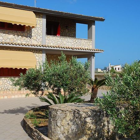 B&B Garzia Marinella  Buitenkant foto