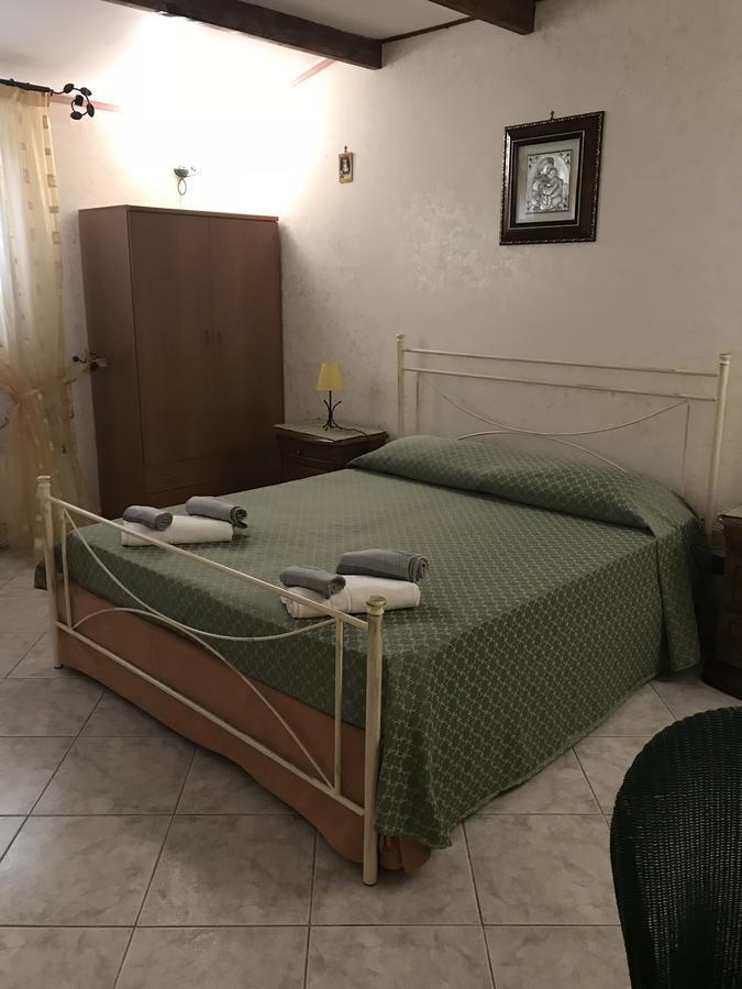 B&B Garzia Marinella  Buitenkant foto